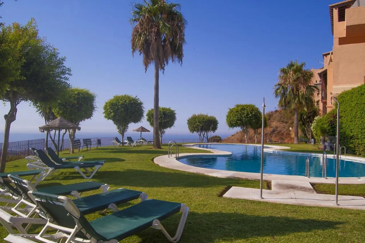 Апартаменты Stunning 4 Bed Duplex In Calahonda With Sea Views Марбелья