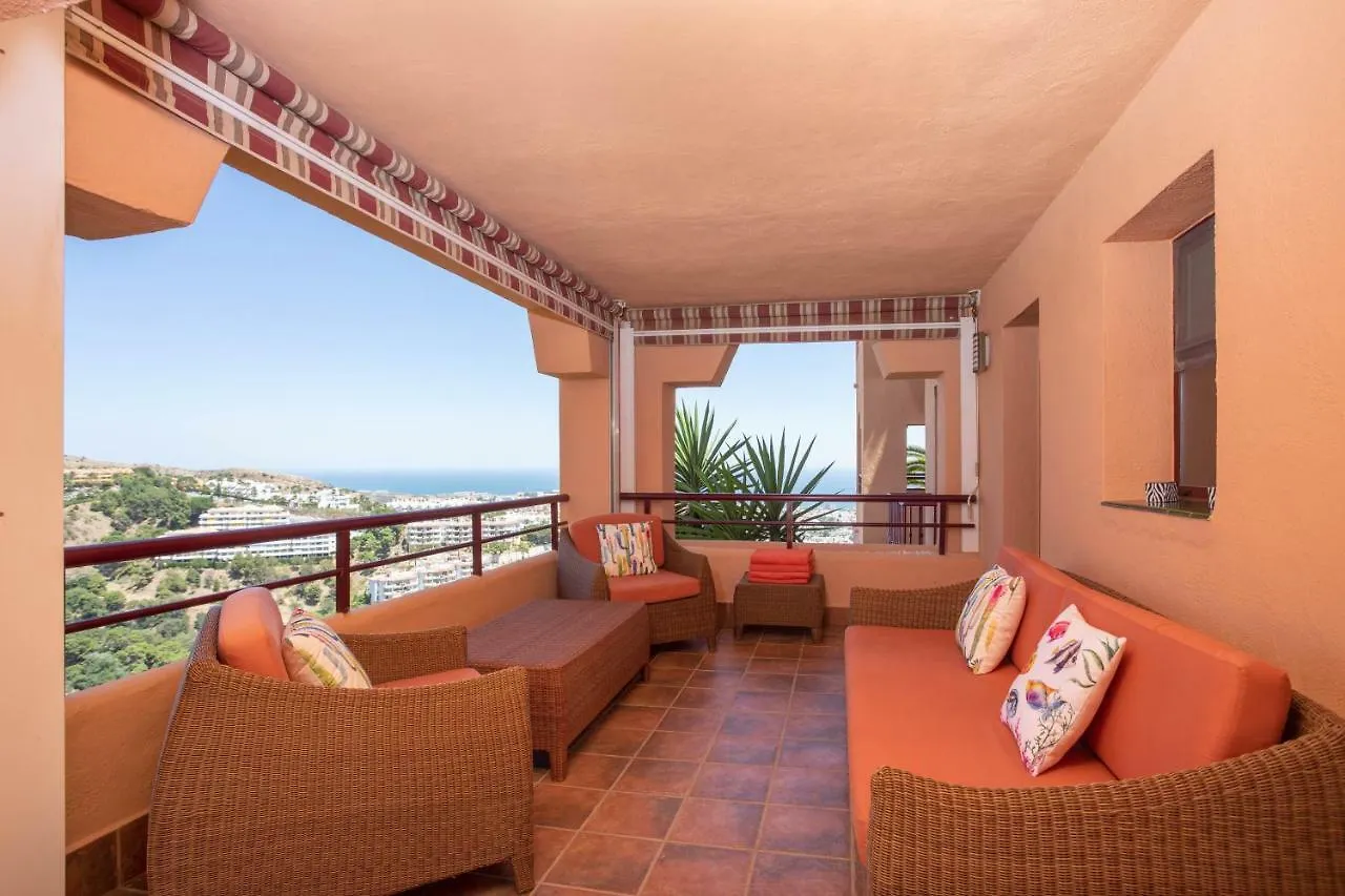 Апартаменты Stunning 4 Bed Duplex In Calahonda With Sea Views Марбелья 0*,  Испания